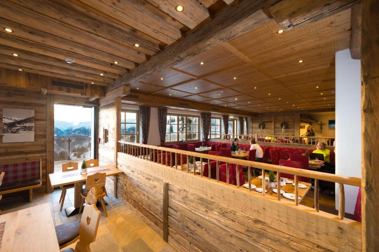 Grossarler Panorama Stube Hotel ภายนอก รูปภาพ