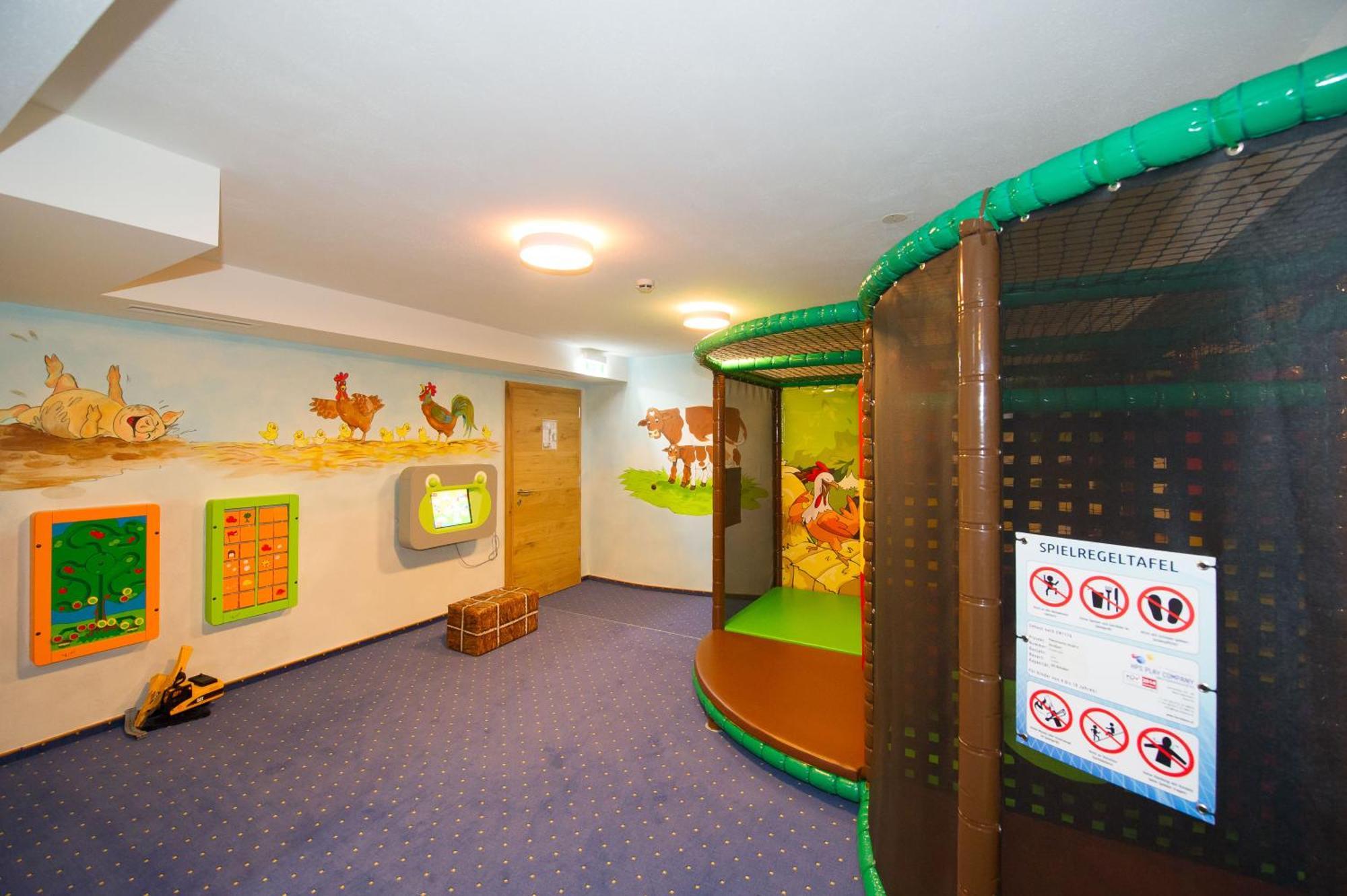 Grossarler Panorama Stube Hotel ภายนอก รูปภาพ